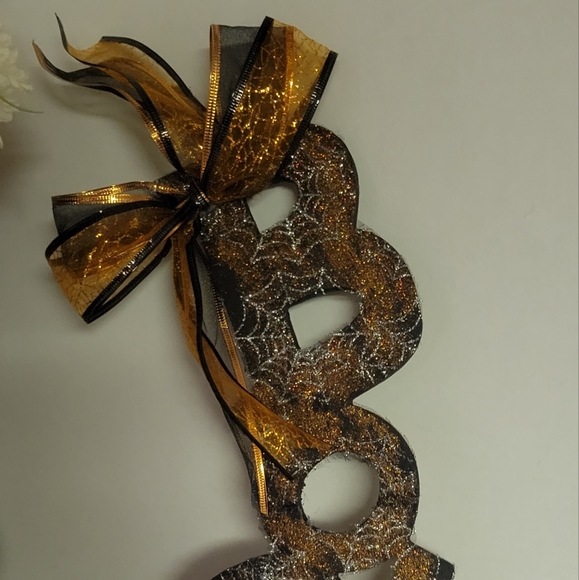 Boo - Picture 2 of 5